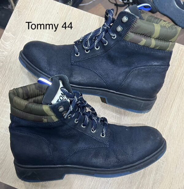Tommy Pointure 44