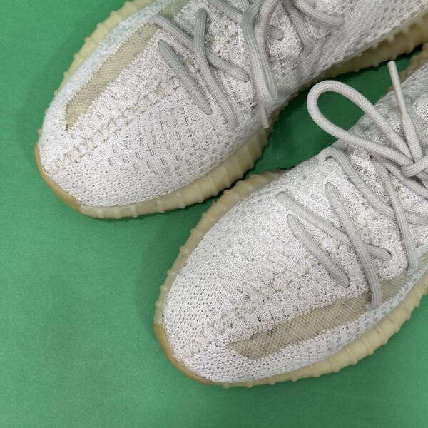 Yeezy 350 Pointure 42/43 – Image 3