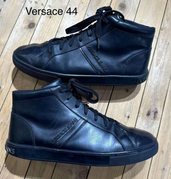 Versace "44"