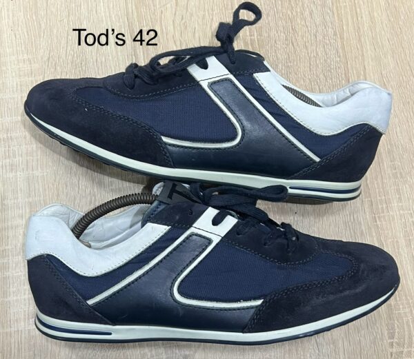 Tod's "42/43"