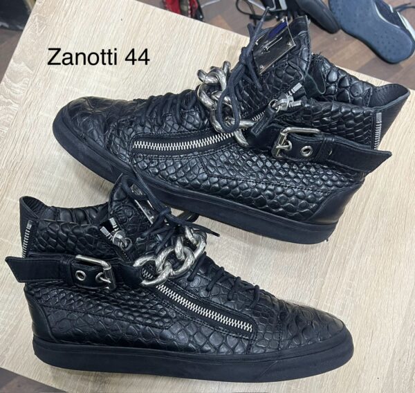Zanotti "44"