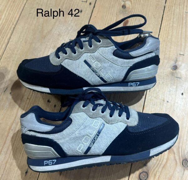 Ralph Lauren "42"