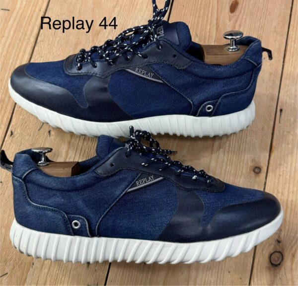 Replay "44"