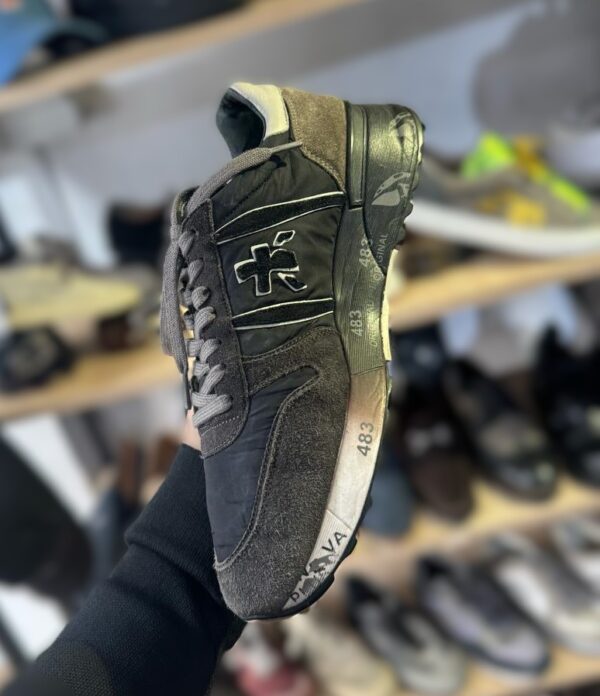 Premiata "44"