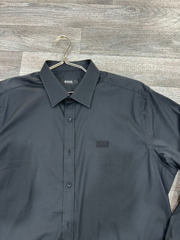 Chemise Boss (Neuf) "M/L/XL" – Image 3