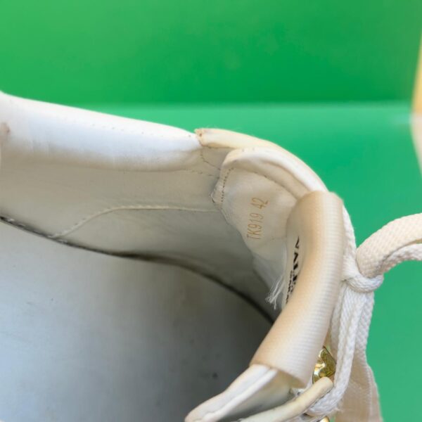 Valentino Garavani "42" – Image 3