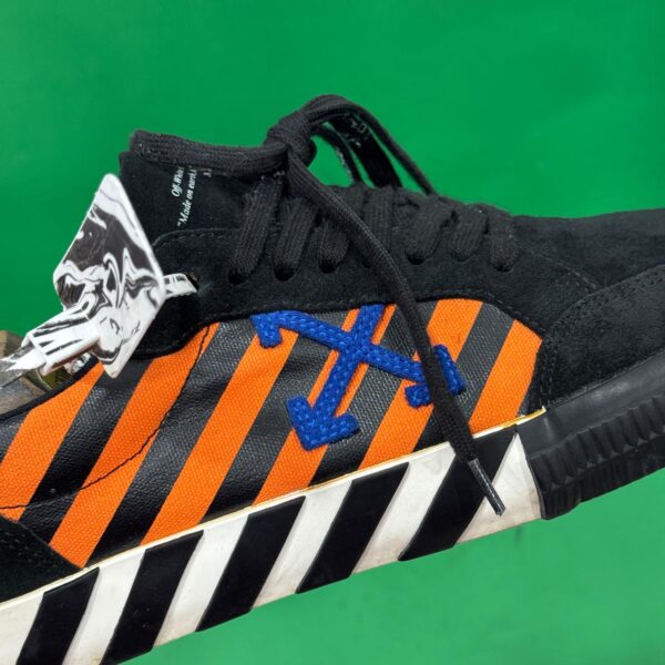 OFF-White "43" – Image 9