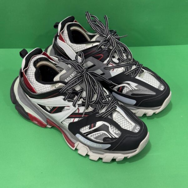 Balenciaga Track "40"