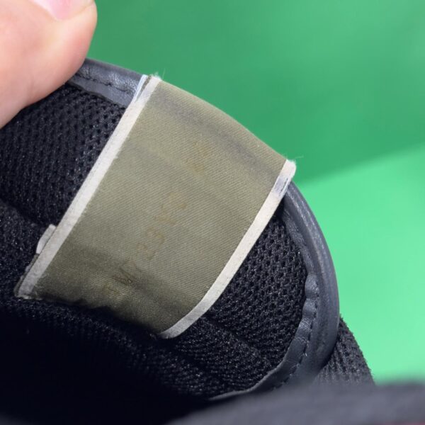 Valentino "44" – Image 9