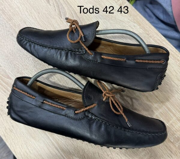 Tod's "42/43"