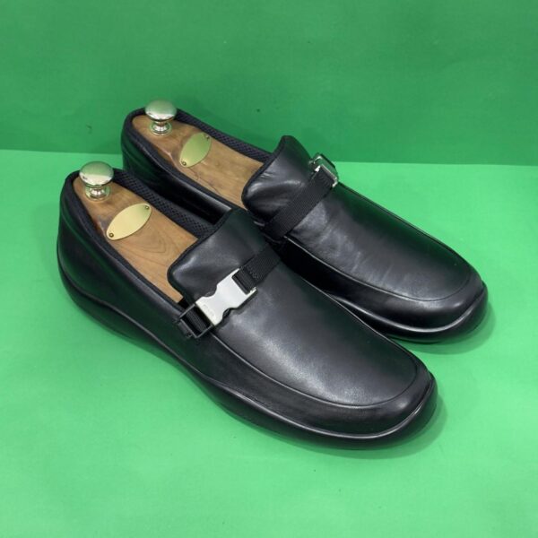 Prada "44"