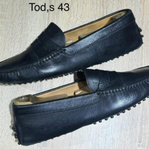 Tod's "43"