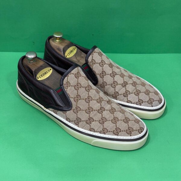 Gucci "43/44"