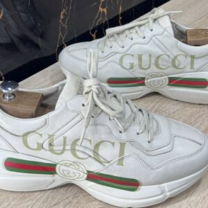 Gucci 42
